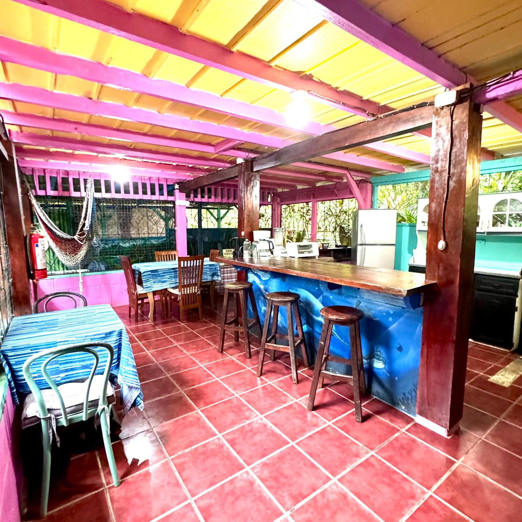 Hidden Jungle Beach House Puerto Viejo de Talamanca Buitenkant foto